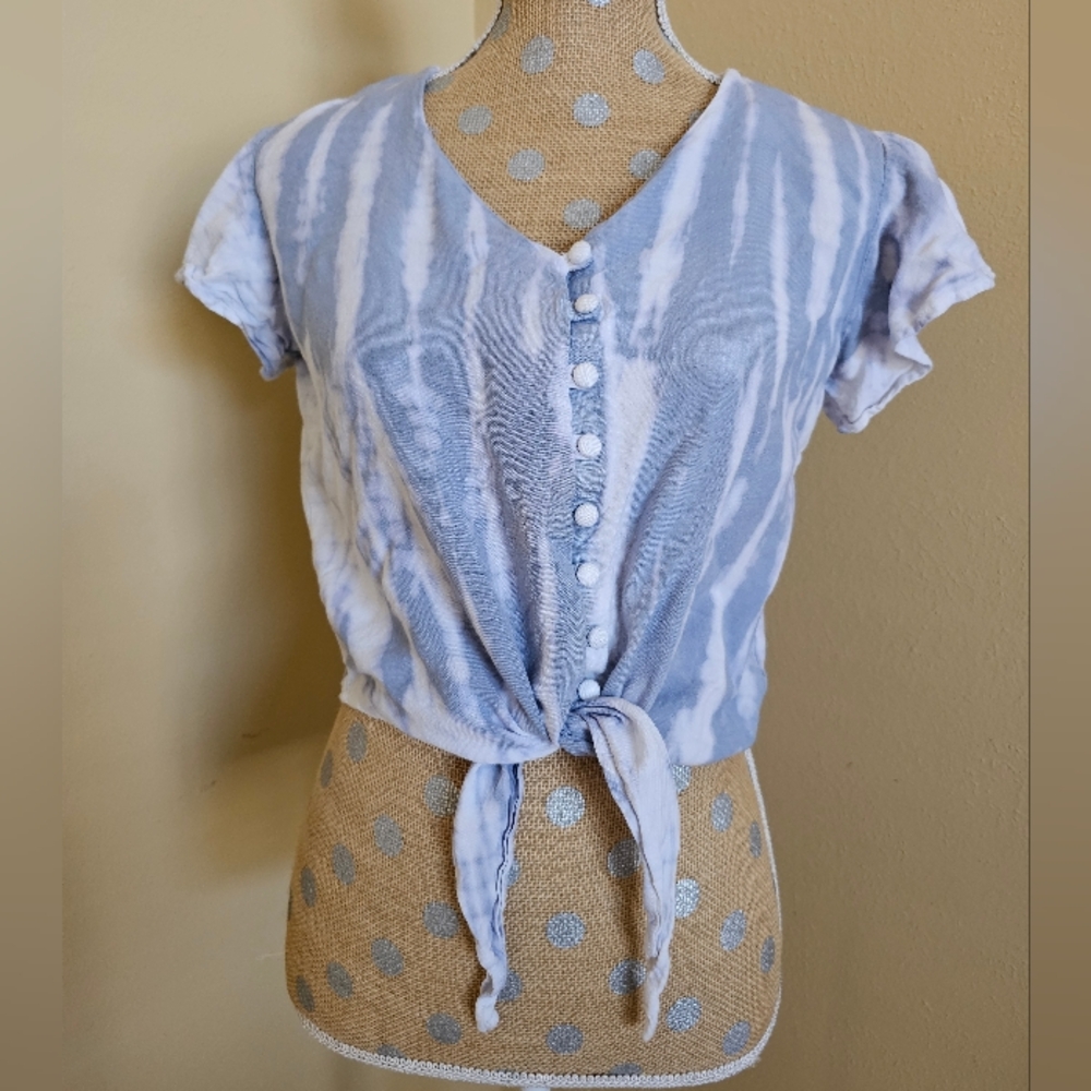 Sim & Sam Flutter Sleeve Challi Button Top Tie Front Blue Tie Dye Large Rayon